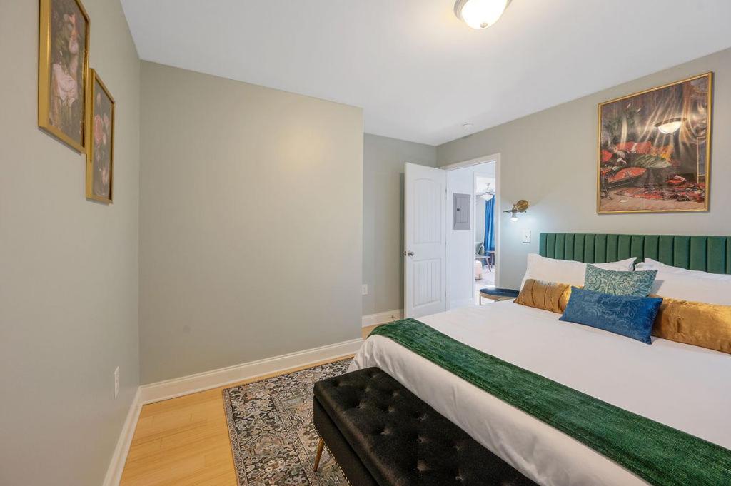 New Victorian Theme, 3Br, Lrg Backyard Close To Pnc Arena, Downtown, And Rdu Airport Raleigh Ngoại thất bức ảnh