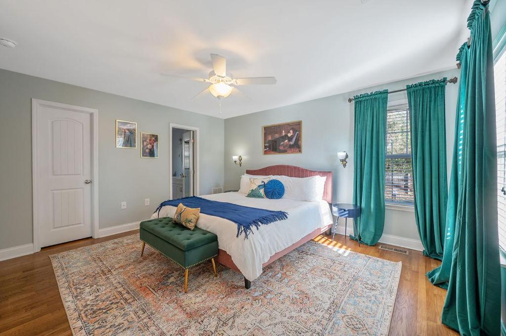 New Victorian Theme, 3Br, Lrg Backyard Close To Pnc Arena, Downtown, And Rdu Airport Raleigh Ngoại thất bức ảnh